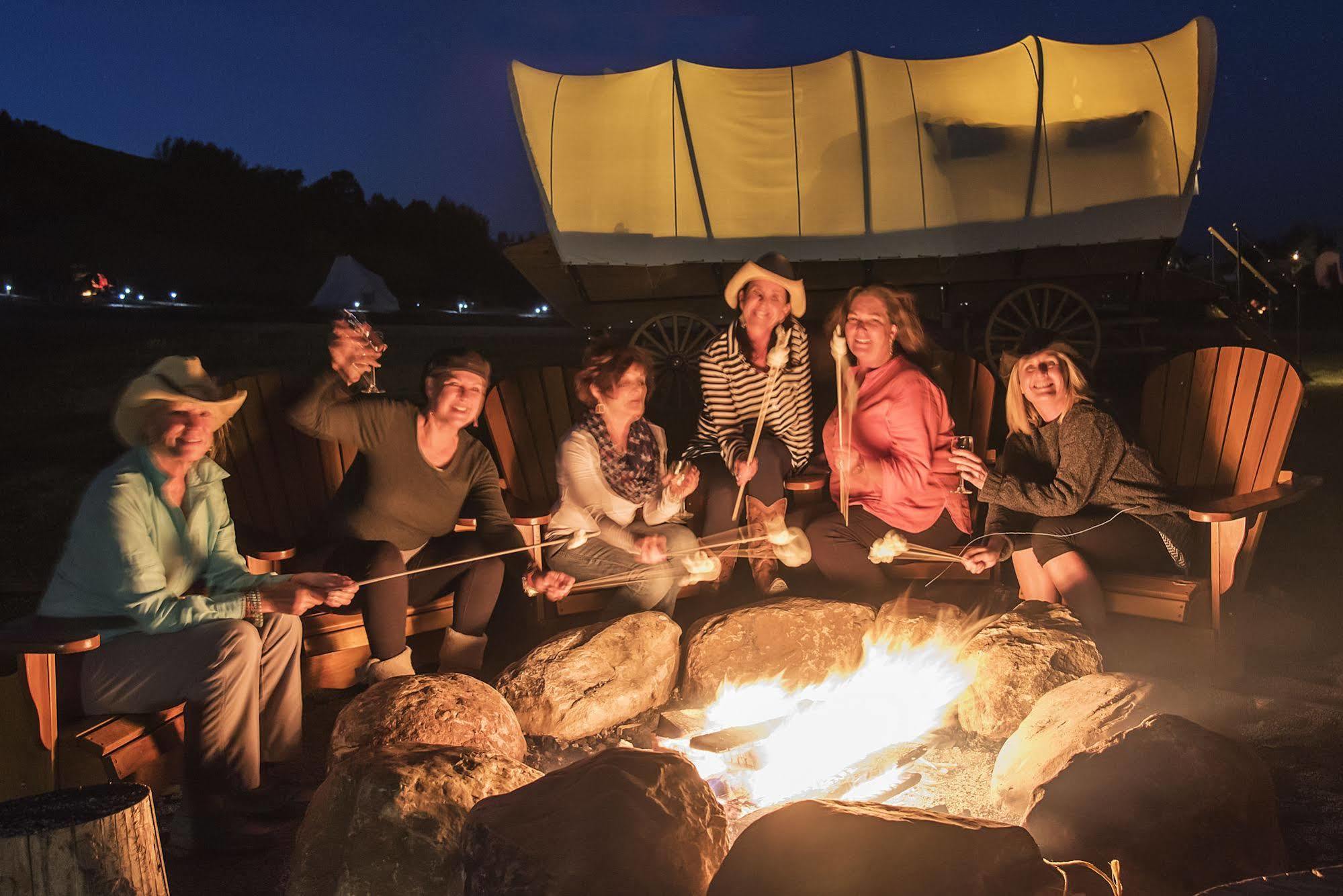 Conestoga Ranch Glamping Resort Garden City Bagian luar foto