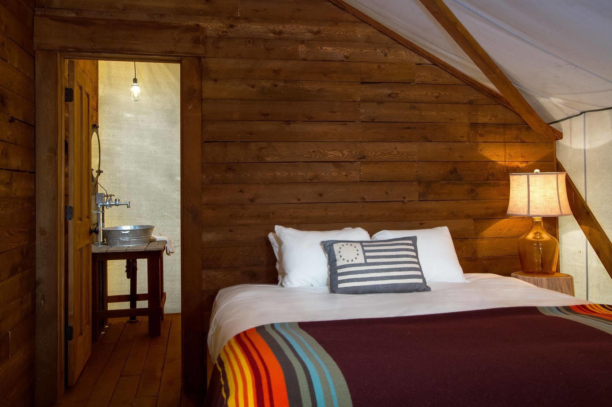 Conestoga Ranch Glamping Resort Garden City Bagian luar foto