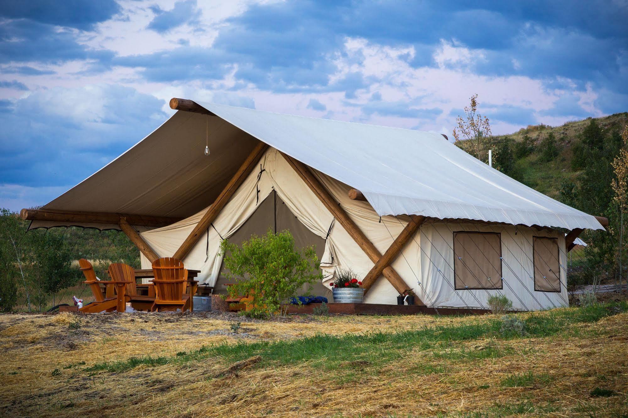 Conestoga Ranch Glamping Resort Garden City Bagian luar foto