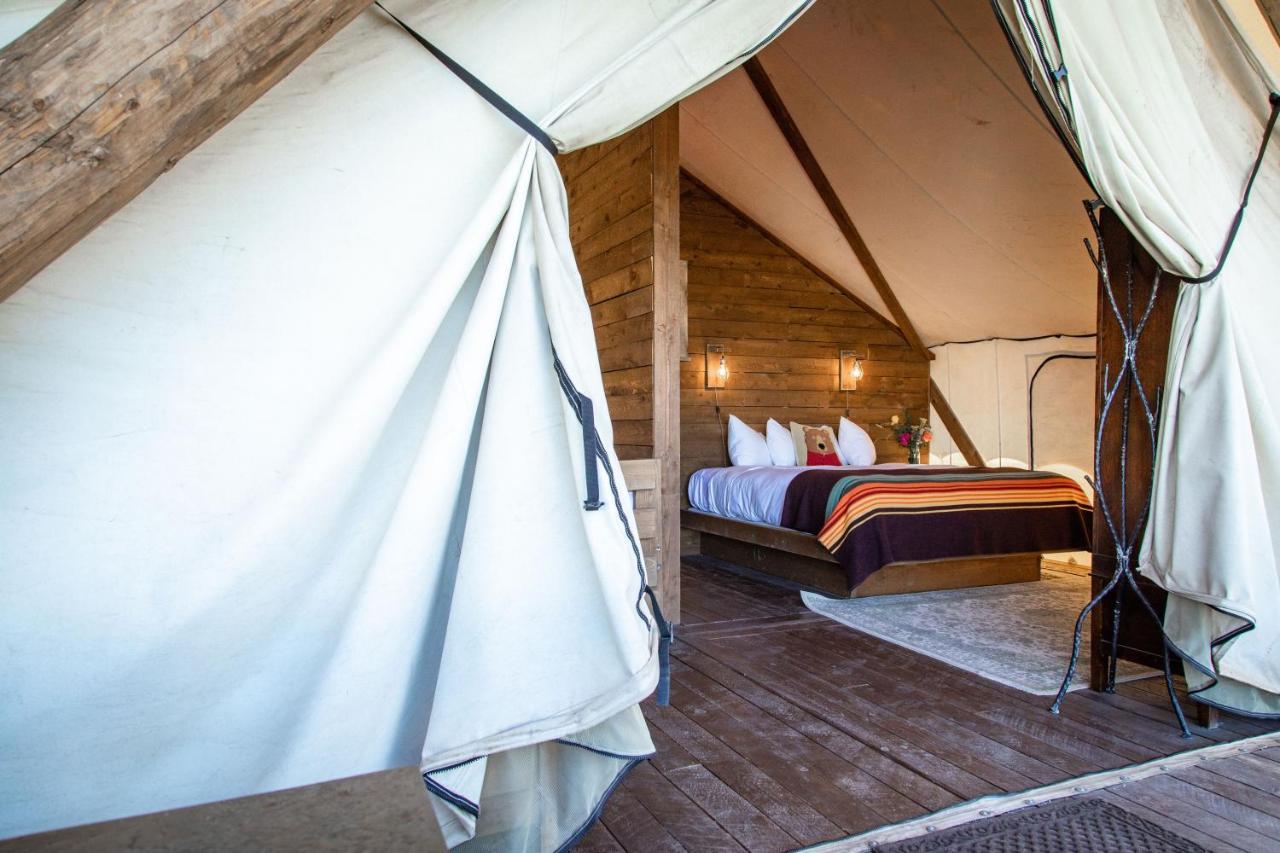 Conestoga Ranch Glamping Resort Garden City Bagian luar foto